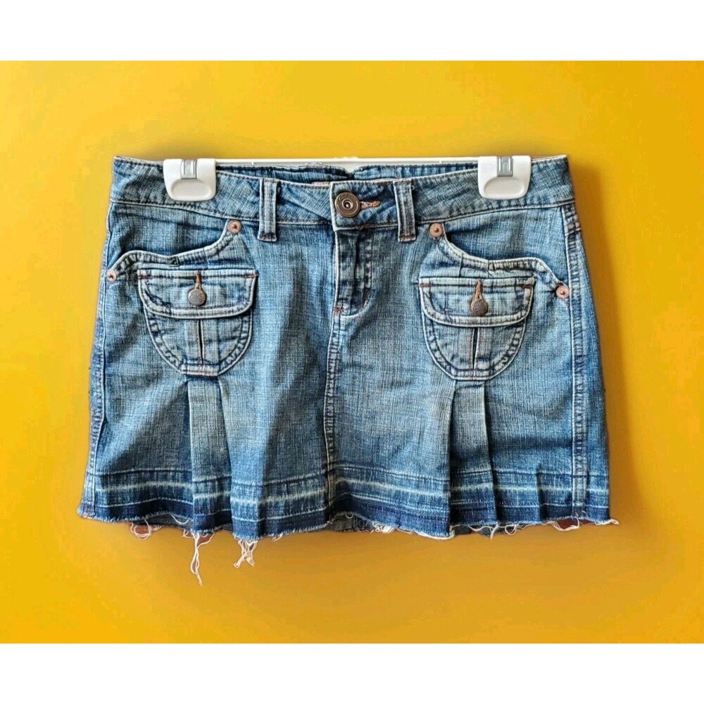 Vtg Candies Jean Mini Skirt Denim Juniors Size 5 Pleated Frayed Faded Y2K Cinch